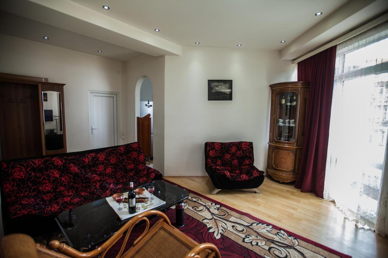 Sunny Apartments. Tbilisi. 300 Aragveli Exterior foto
